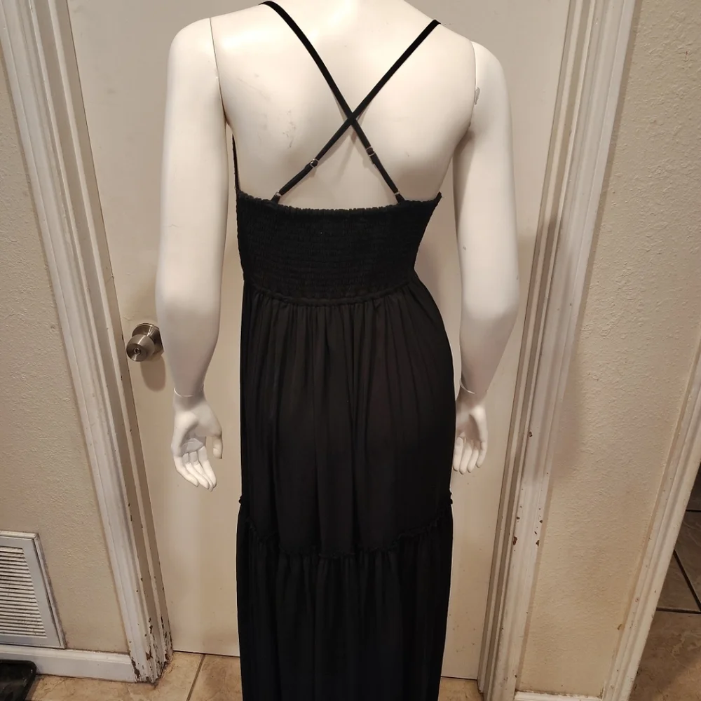 Abercrombie & Fitch Black Tiered Embroidered Bodice Maxi Dress Sz S Boho Summer